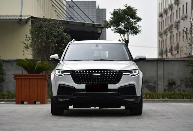 众泰全新旗舰SUV 山寨了奥迪路虎和捷豹等豪车