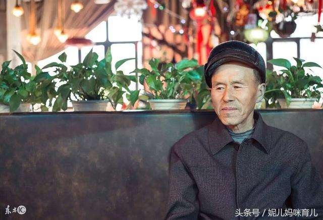 三岁孩子得爆躁症疯狂打人摔东西,妈妈的决定