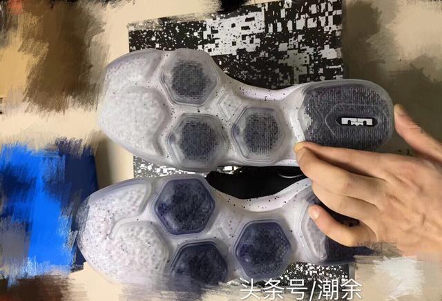 NIKE LEBRON 詹姆斯14 LBJ14黑白真假鉴定