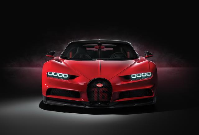 新布加迪Chiron运动尾部满满的碳纤维