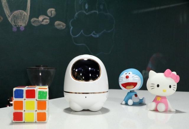 众筹破百万, 科大讯飞发布阿尔法蛋智能机器