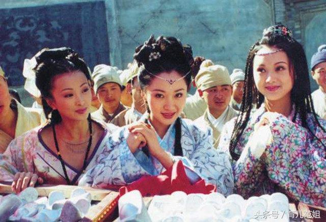 怀旧经典老剧《魂断秦淮》，何赛飞领衔秦淮八艳美人如画