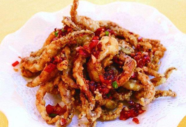 海鲜与椒盐搭档,香酥鲜脆的美味,年夜饭你需要一盘椒盐鱿鱼压轴
