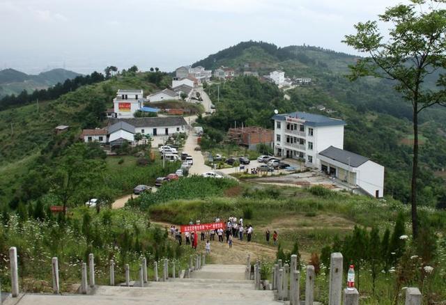 陕西安康汉滨区黄洋河镇:县河旅游让城市人乐不思蜀