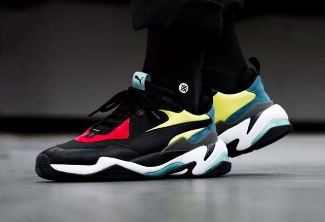 老爹鞋品牌排行_这双火爆大街小巷的巴黎世家“老爹鞋”你一定见过,那它的品牌你是...