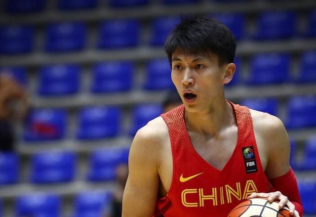 中国男篮红队、蓝队为啥都是歪瓜劣枣?澳大利