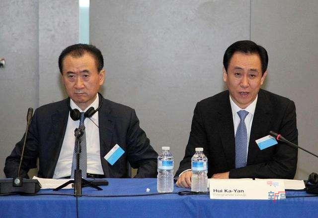 王健林痛失两大将！许家印1500万年薪