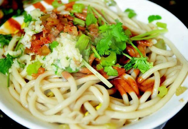 安徽阜阳有什么好吃的, 好玩的地方吗?!