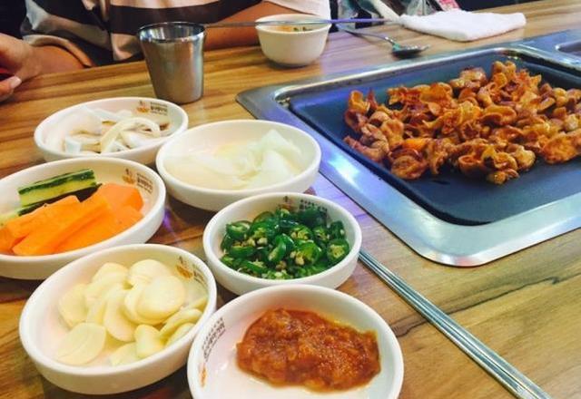 韩国普通家庭真实的一日三餐吃这些,网友吐槽