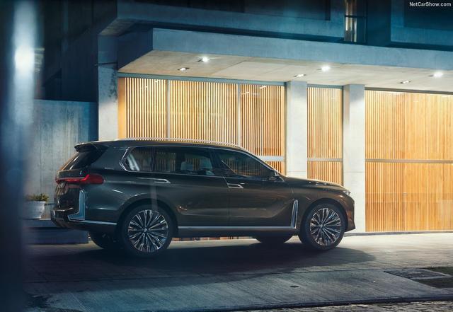 突破挺大的宝马 宝马X7 iPerformance概念车解