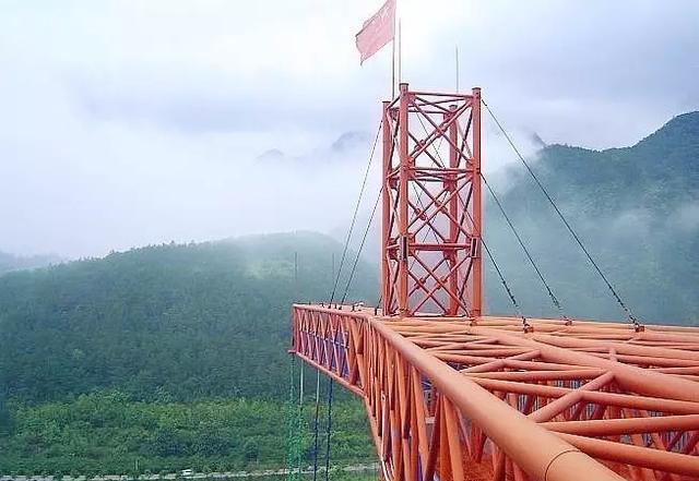 在中国这些最佳蹦极地方，只怕你连看都不敢看