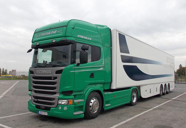 各国大不同 国外货车拉多少吨算超载?