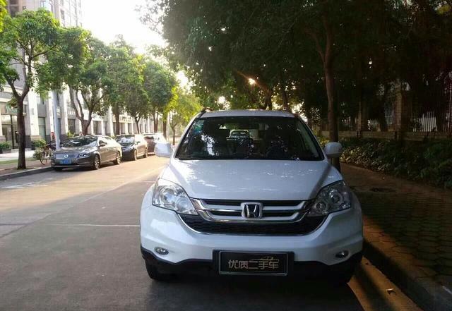 珠海品质二手车:11年本田crv2.0自动,售10. 万