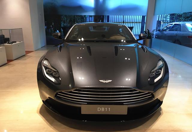 阿斯顿 马丁 DB11现车详细配置及最新报价资讯