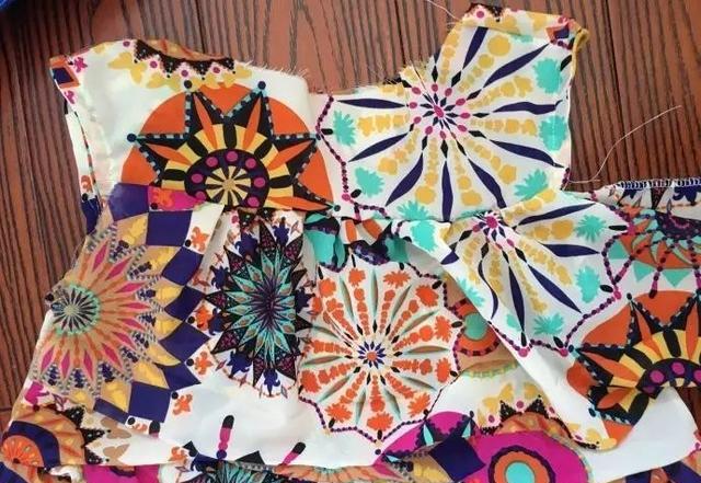 不用裁剪图,轻松做美衣--女童露肩连衣裙做法