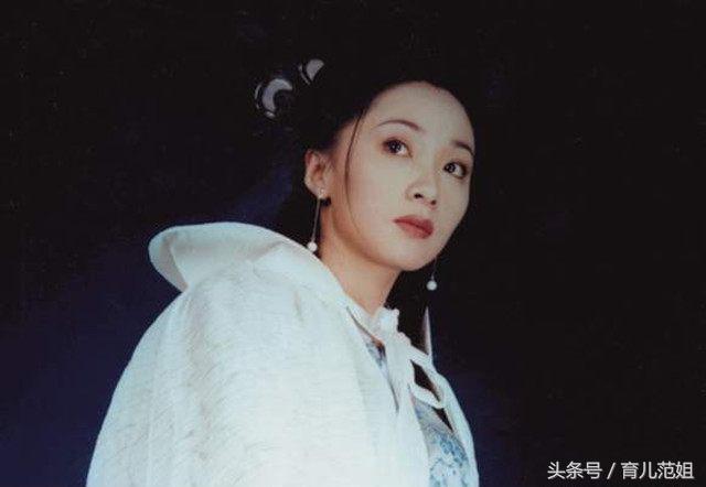 怀旧经典老剧《魂断秦淮》，何赛飞领衔秦淮八艳美人如画