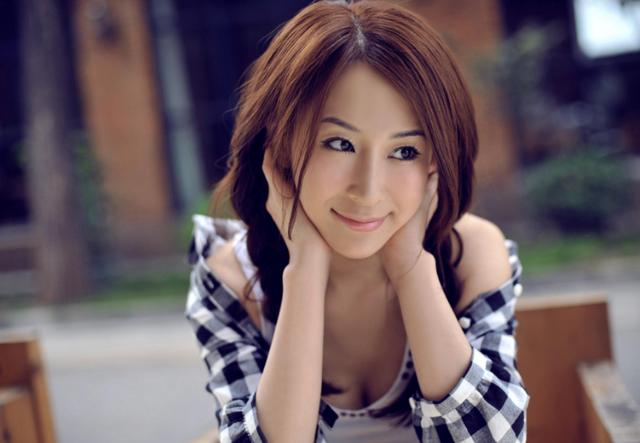 李艾佳是谁 李艾佳得什么病去世了