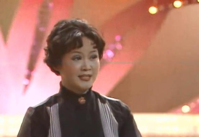 回顾历年春晚的经典歌曲，7080后记忆犹新