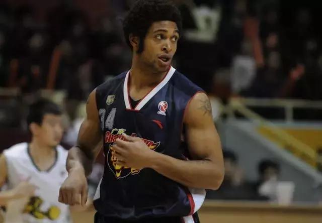 退役后破产的球星:卖建材,麦当劳打工!葬礼费由