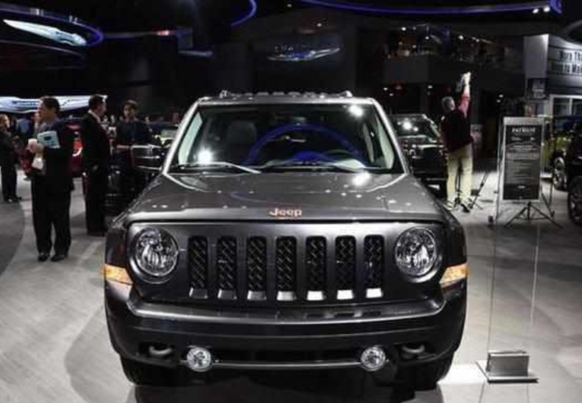 全新JEEP自由客来了,售价22万配超强动力,不输路虎!