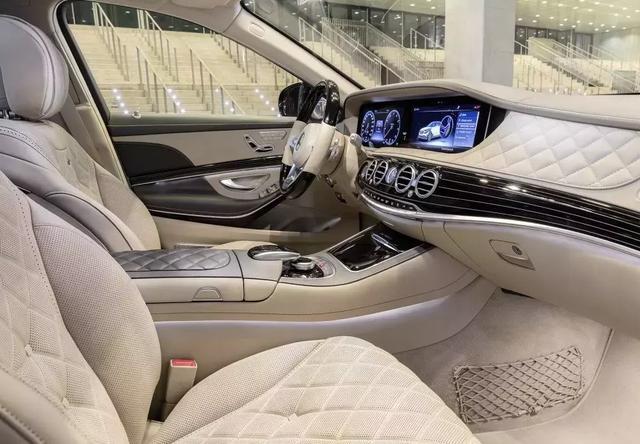 别克最贵的家轿,比迈腾大一圈,2.0T+9AT,百公