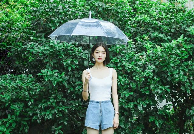 默默喜欢一个人的句子带图片,句句心酸