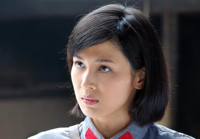 她演李云龙老婆爆红 被称亮剑女神 隐婚嫁二婚