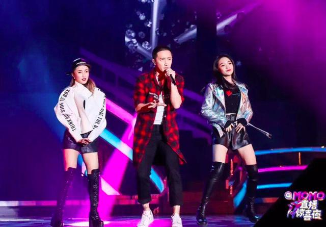 陌陌主播搭戏TVB陈浩民、吕颂贤,主播和演员