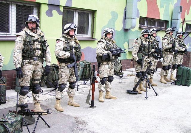 中国单兵装备到底有多牛,眼见为实,观念不能落后