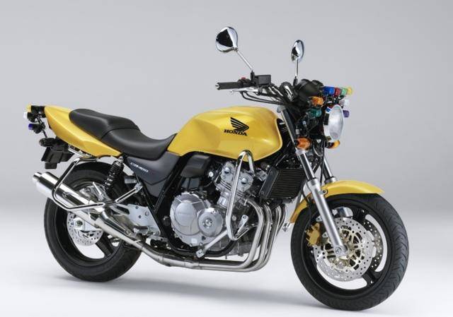 日本骑士的启蒙导师 honda cb400sf 教练车