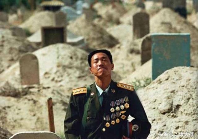 中国军人震撼人心的六大感人瞬间,最后一张让人心酸的