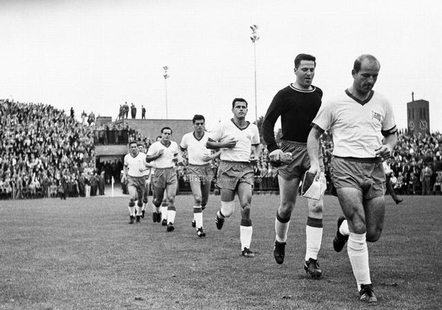 史上最差德甲球队!13场比赛仅2分,无人可用16