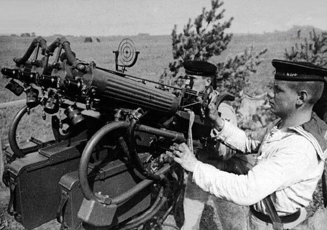 法国一战前流行的军事理论,逗比的穿着各种花