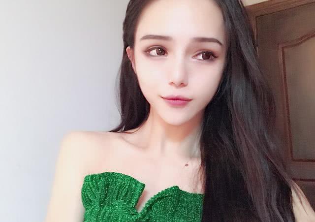 最美伪娘小银不走寻常路,颜值力压轩墨宝宝被称全民