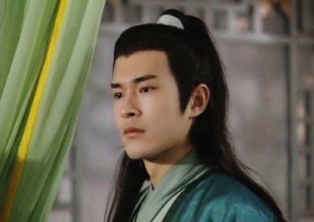 那些美哭我们的香港男人里 一定有他