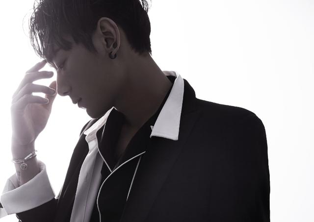 比远洋君跟帝师还有钱?户外王思聪洋气黄虎