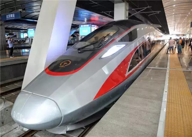 纯中国血统"复兴号"高铁上线,10大亮点让你的感受上天
