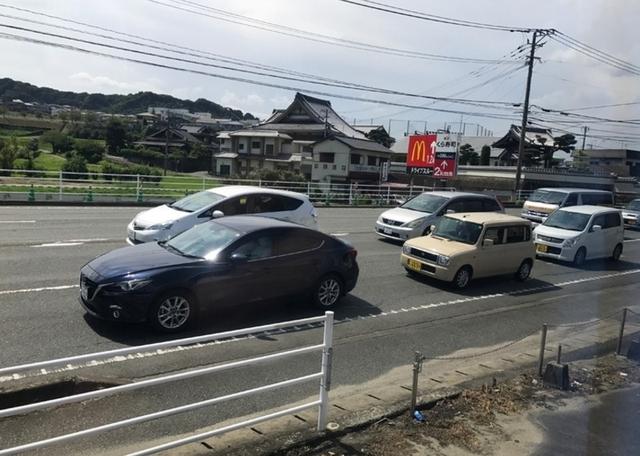 日本路上行驶的汽车，你们应该有很多都不认识