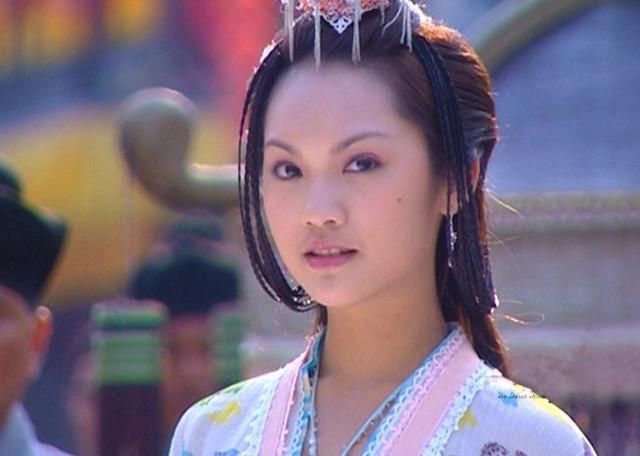 《新聊斋志异》中的8位美女, 蒋欣的蛇妖上榜