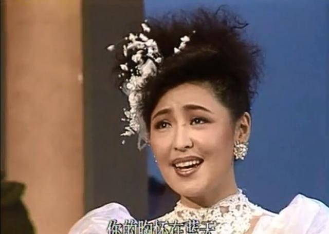 回顾历年春晚的经典歌曲，7080后记忆犹新