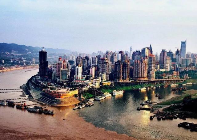 中国西南一城市,面积大过13个上海5个北京,人