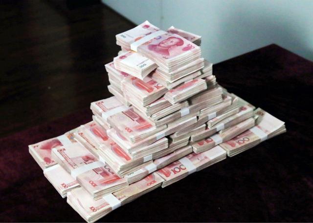 老婆,不同意的岳父来家一看,不要彩礼还倒贴四十万