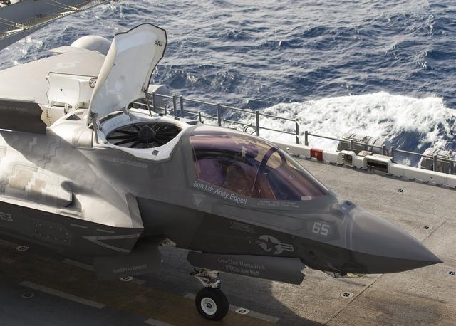 超级详细解说--世界上最先进战机F35-B联合攻