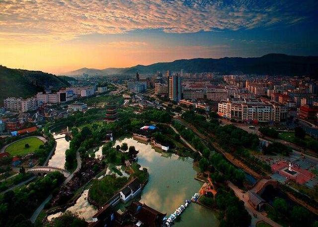 浙江省一座撤县设市城市,人均GDP高达10万