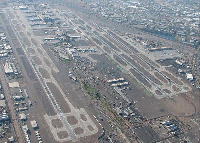 中国拥有两个民用机场的城市,唯有北京和上海