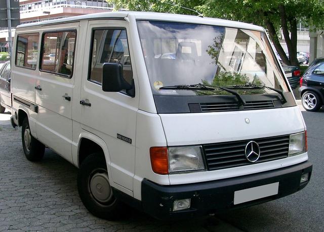 三十年前就推出过的高性能面包车 AMG MB100的历史