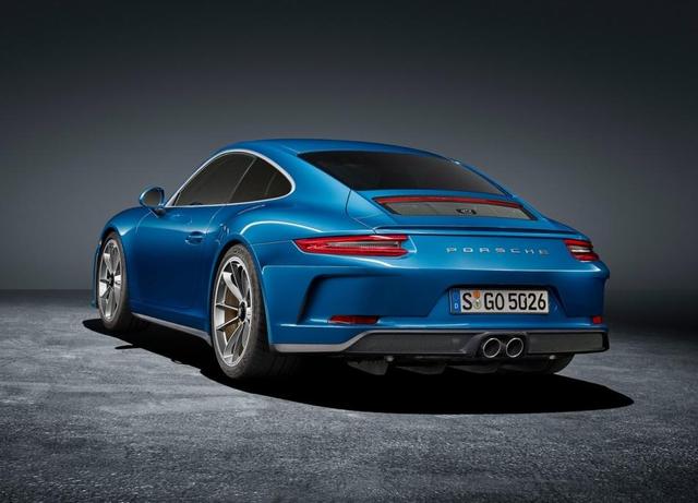 有6 速手排911 GT3 Touring能让Porsche如愿遏止911 R转卖歪风