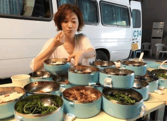 СȽɹʳ, ɫȴƵ, ԺڵĹ׸еһƴ!