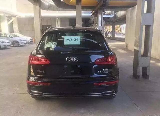 新一代奥迪Q5L实车曝光,空间比途锐大,内饰超越宝马!