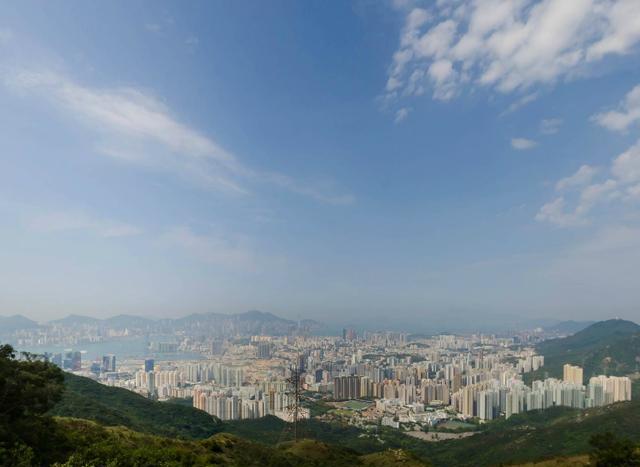 九龙最高的山峰飞鹅山看香港